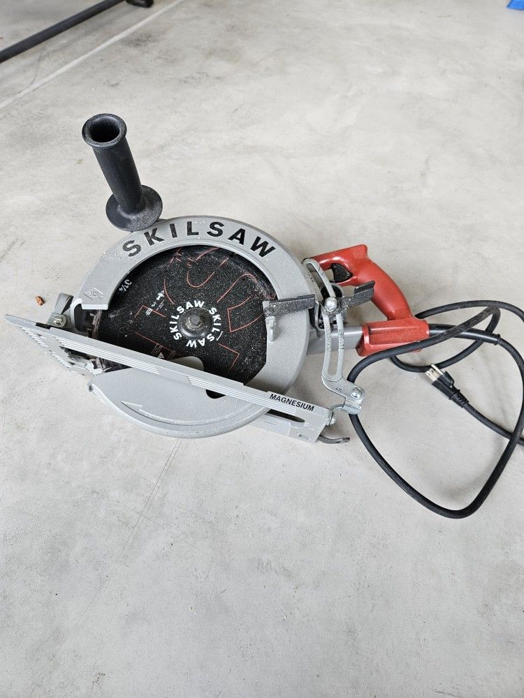 SkilSaw 10-1/4-in Corded Circular Saw