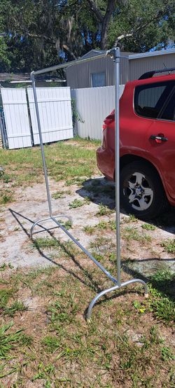 clothes rack very solid and strong