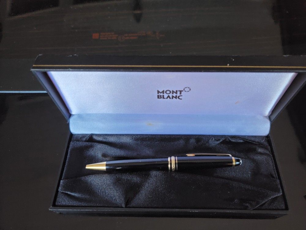 Mont Blanc MEISTERSTUCK 14k Gold Ballpoint Pen