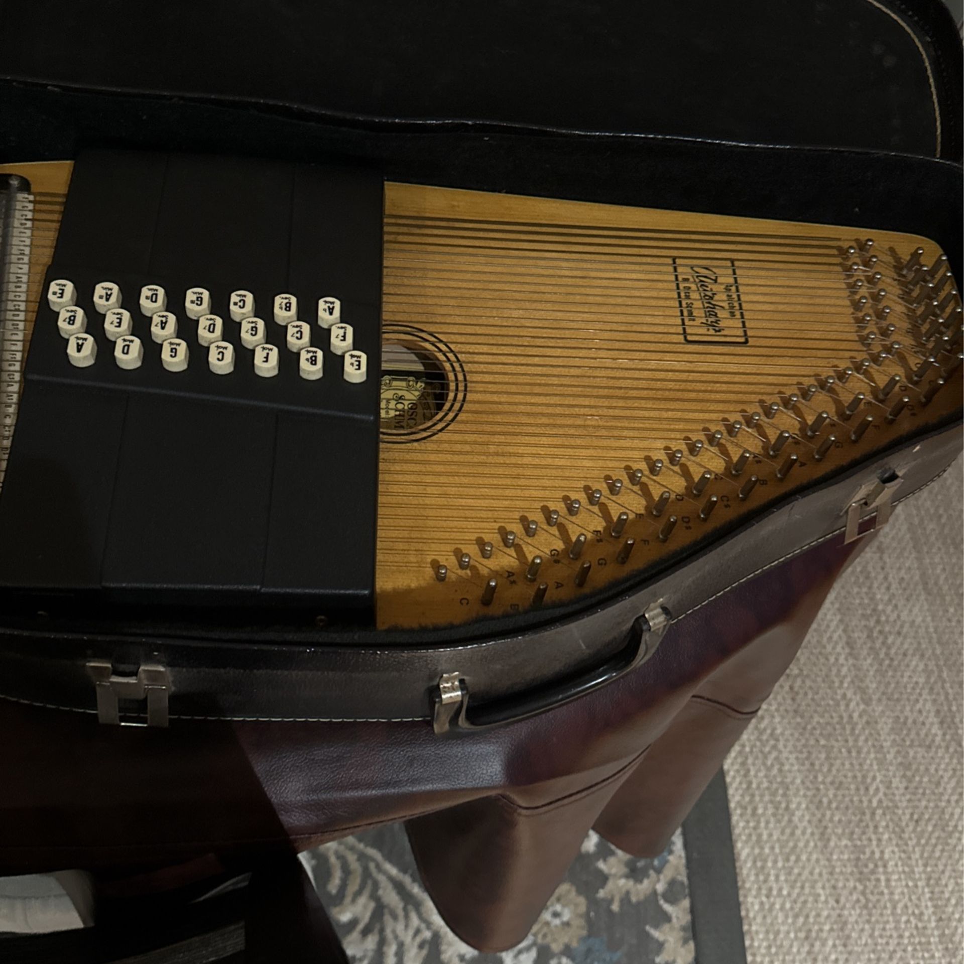 Oscar Schmidt OS45C Chord Appalachian Autoharp w/ Original Chipboard Case
