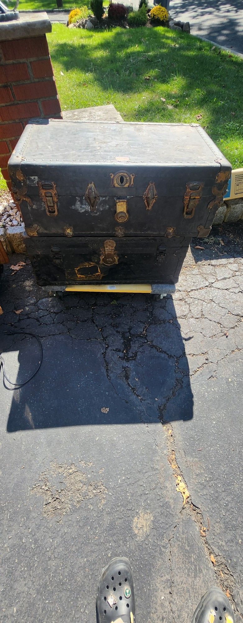 2 Vintage Trunks For Restoration.