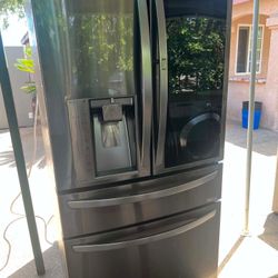 LG Refrigerator Instaview 