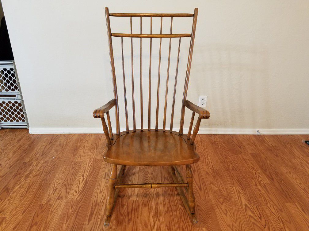 Vintage ethan allen rocking chair
