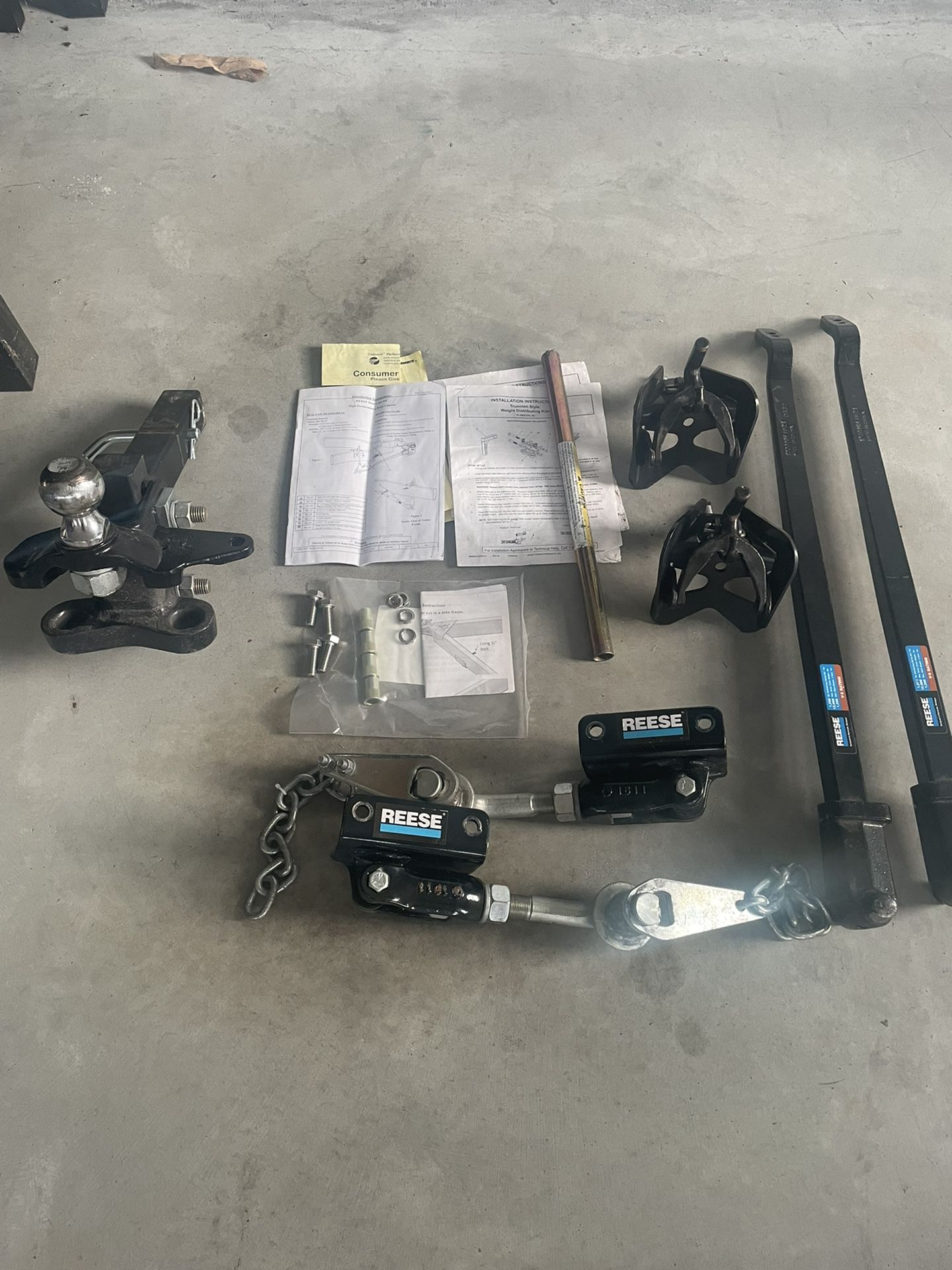 Reese 12K Dual Cam Weight Distribution Hitch And Shank