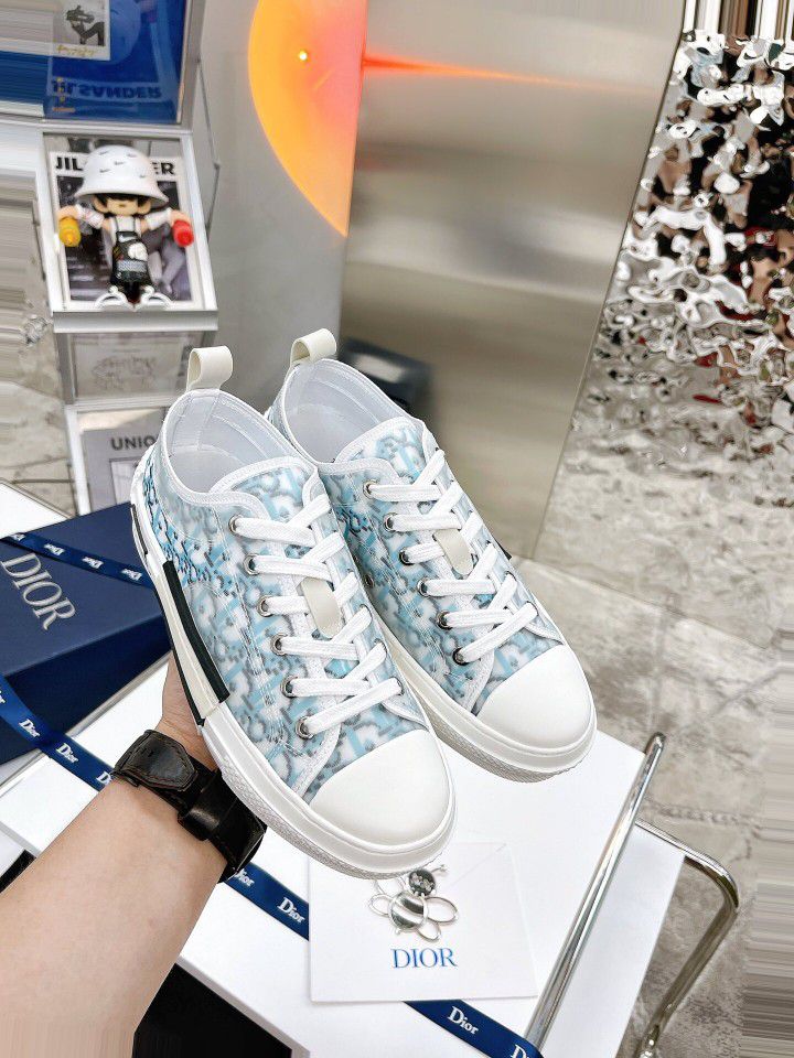 Dior Men's B23 Oblique Canvas High-Top Sneakers