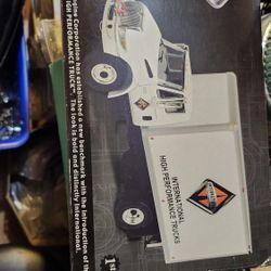 International 4400
