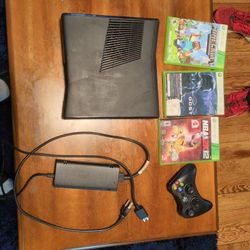 Xbox 360 Slim