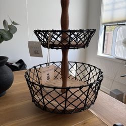 Tiered fruit tray