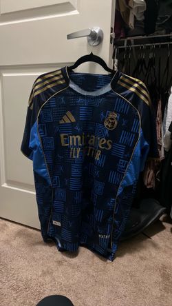 Men soccer jersey XL slim