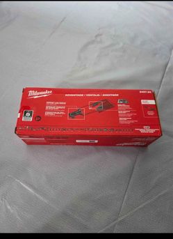 Brand new in the box Milwaukee M12 3/8 Ratchet