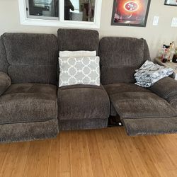 3 Piece Sofa Set/recliners