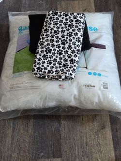 Dog pillow materials