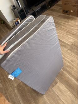 Foldable twin size mattress
