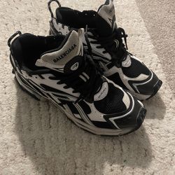 Balenciaga Runners