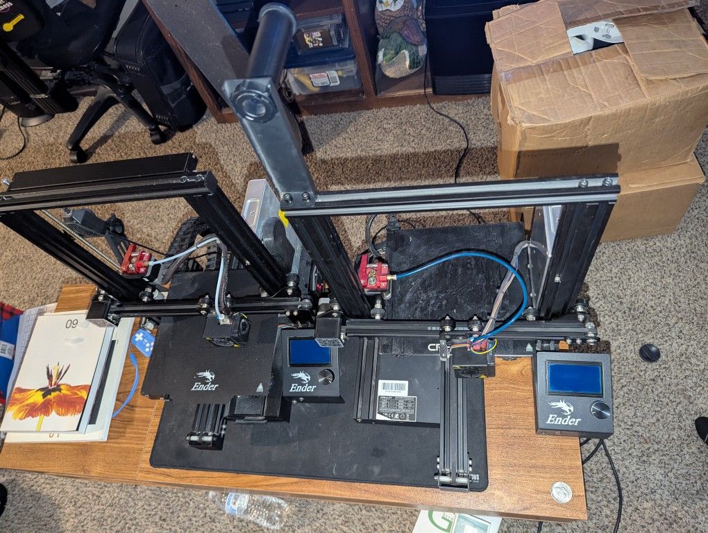 2 Creality Ender 3 3D Printers as is