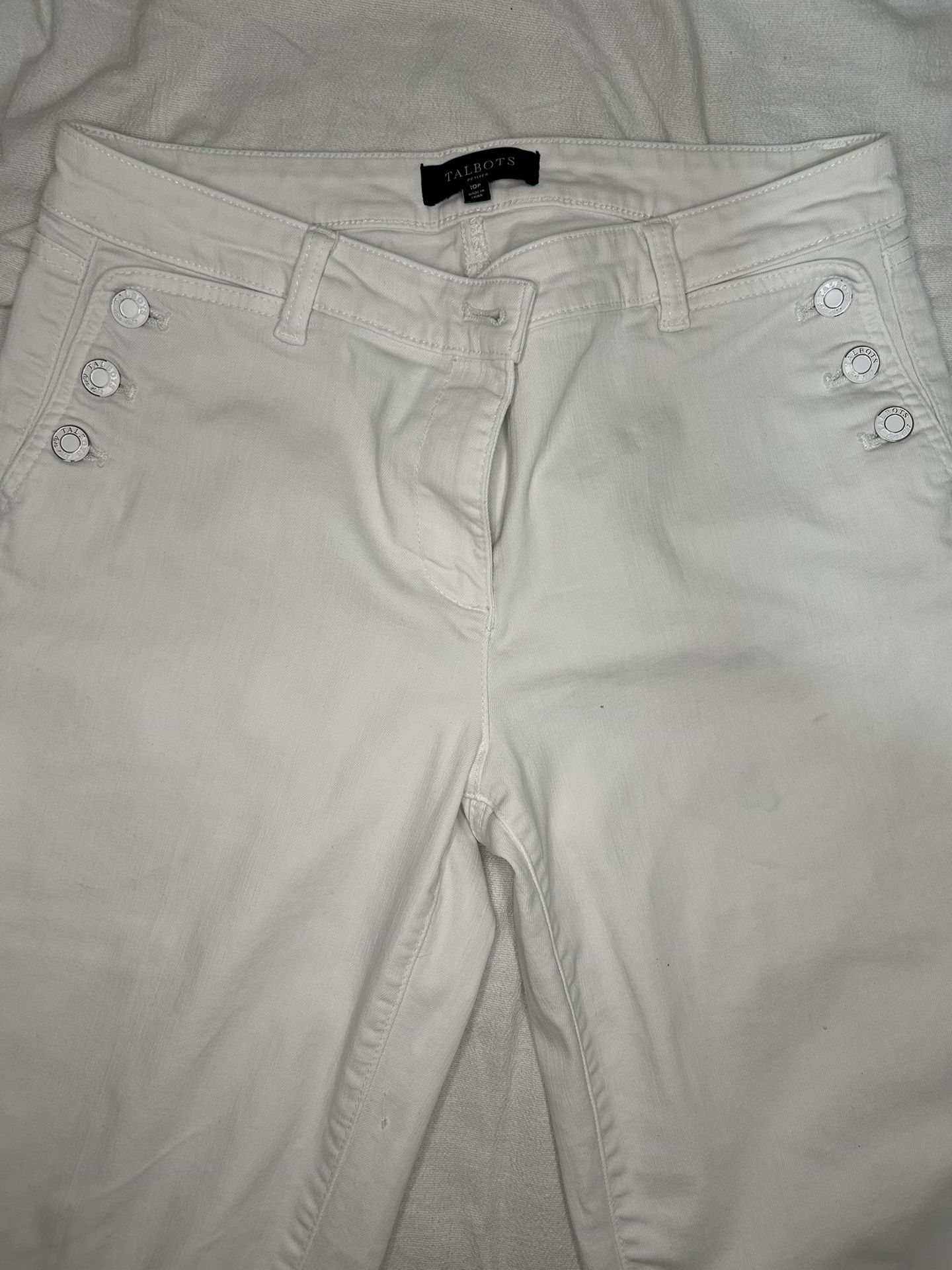 Women's talbots size 10 P Jeans White Marine Buttons back pockets