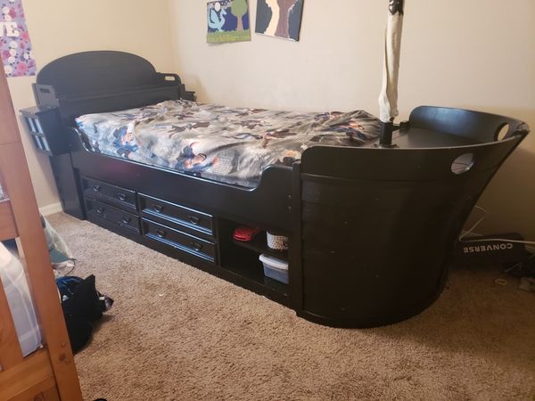 Disney pirate twin bed for Sale in NEW PRT RCHY, FL - OfferUp