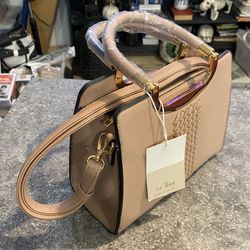 Le Bag Designed in Los Angeles Purse Faux Leather adjustable strap , New !