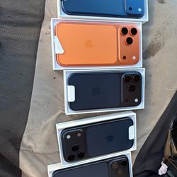 iPhone 17 pro max 256GB Locked