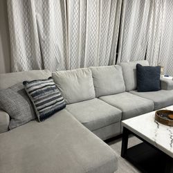 Sectional Couch 
