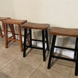 4 Stools 