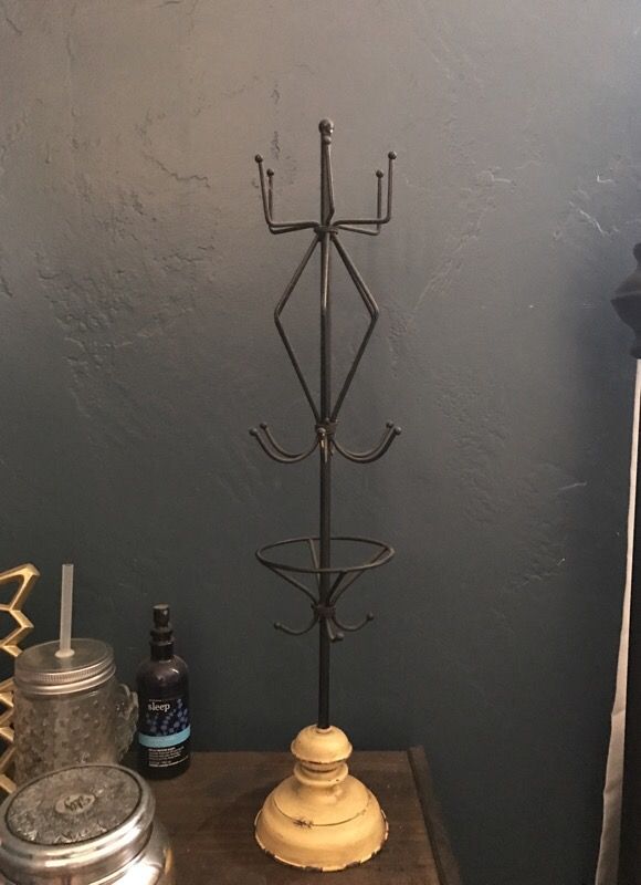 Jewelry Stand