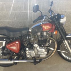Royal Enfield Bullet 500 $3,250