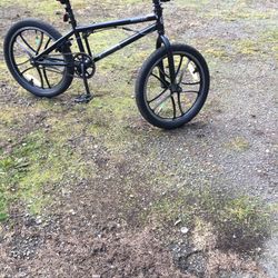 Mongoose Mode 270  Bmx