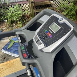 Treadmill 
