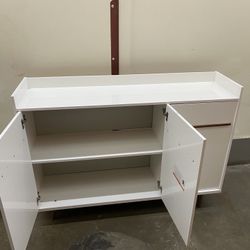 Modern White Buffet Cabinet / Sideboard