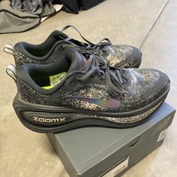 Nike Vomero Plus Size 11.5 Men’s Running Shoe