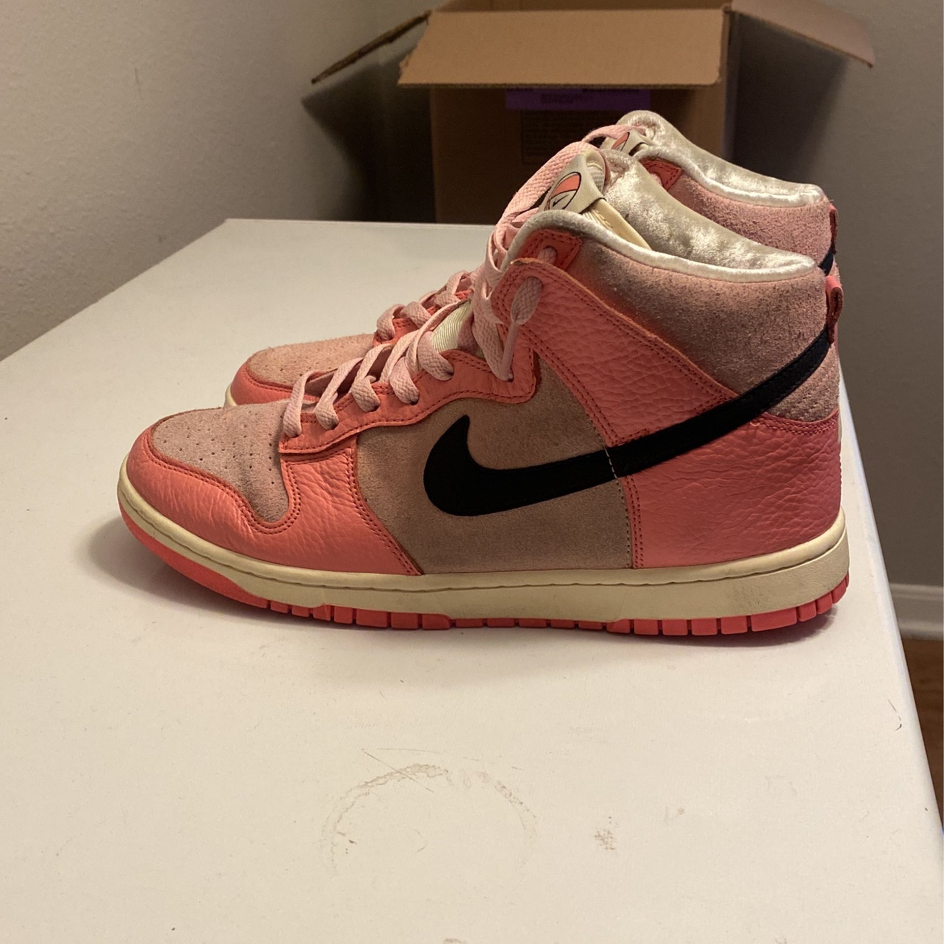 Pink Dunk High Size 12 Women/11 Mens