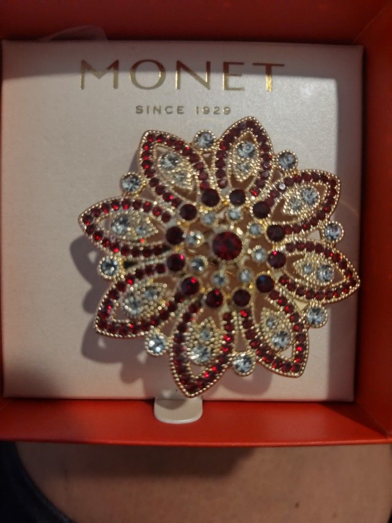 1929 MONET Brooch ( Gold tone Red) Poinsettia 