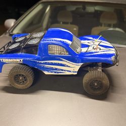 rc car traxxes slash 4x4