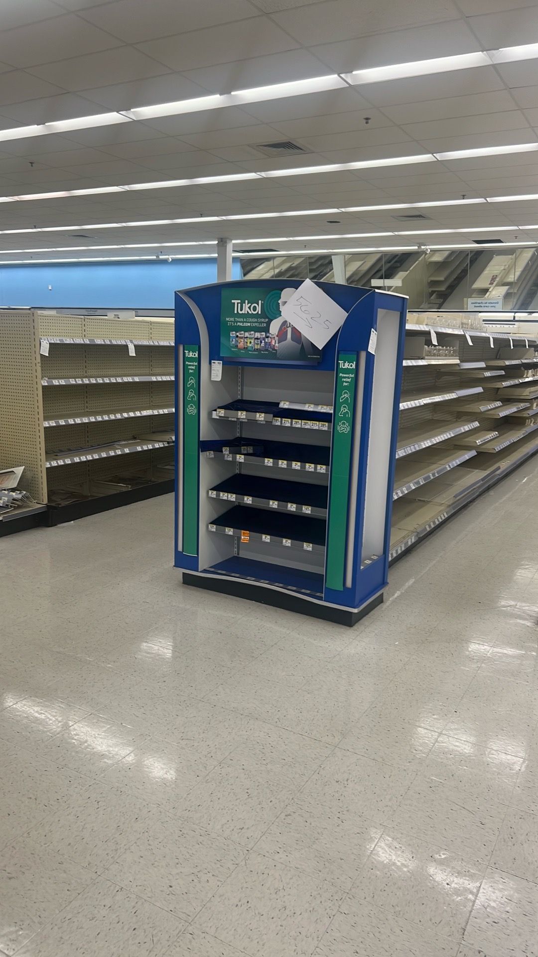 Retail gondola shelving for Sale in Miami Beach, FL - OfferUp