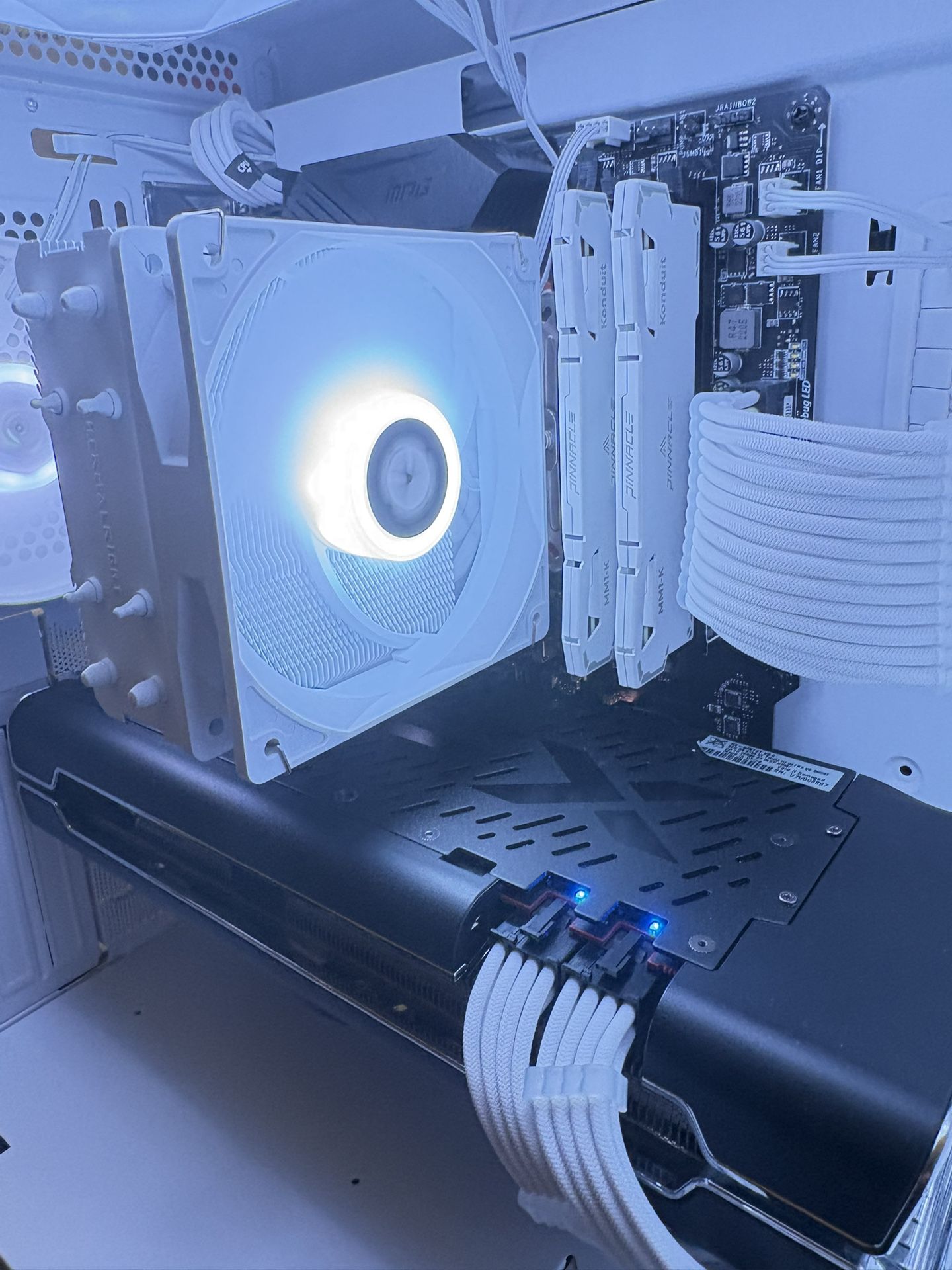 Gaming PC White