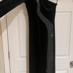 Women’s Dress Size M/L