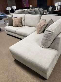 Stylish cozy nice Sectional!