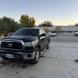 Toyota Tundra SR5 V6 4.0L 
