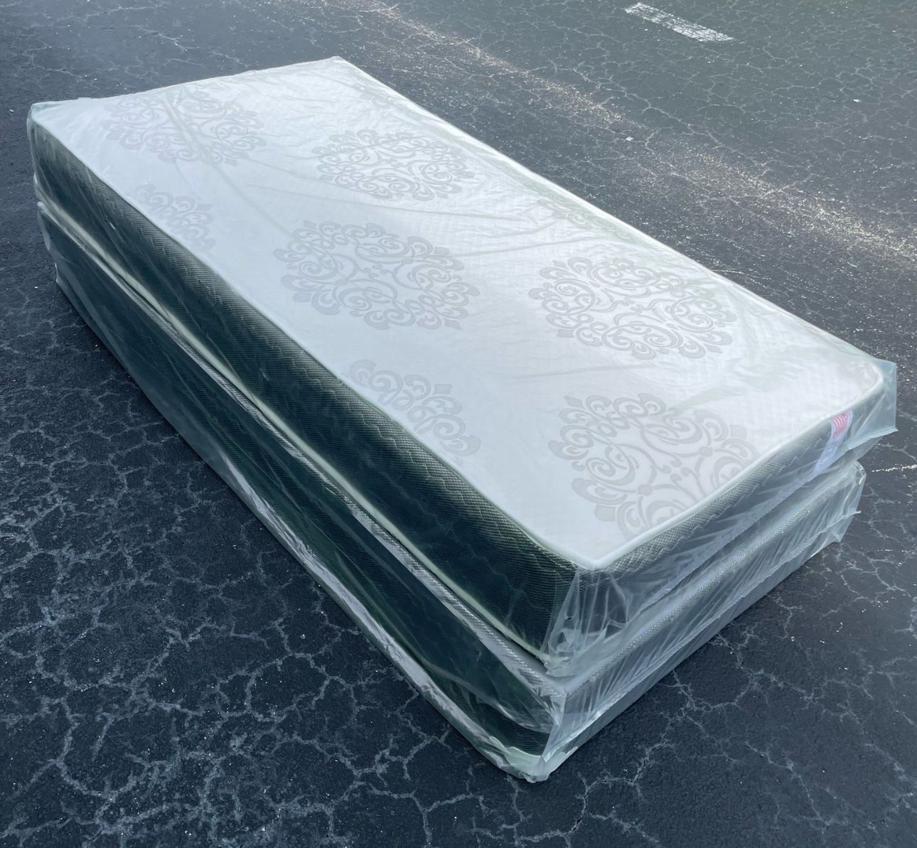 Mattresses And Boxprings Plus Delivery π