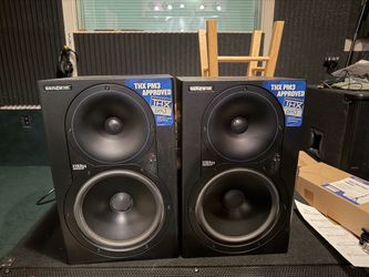 Mackie HR824 MK1 Powered Monitors