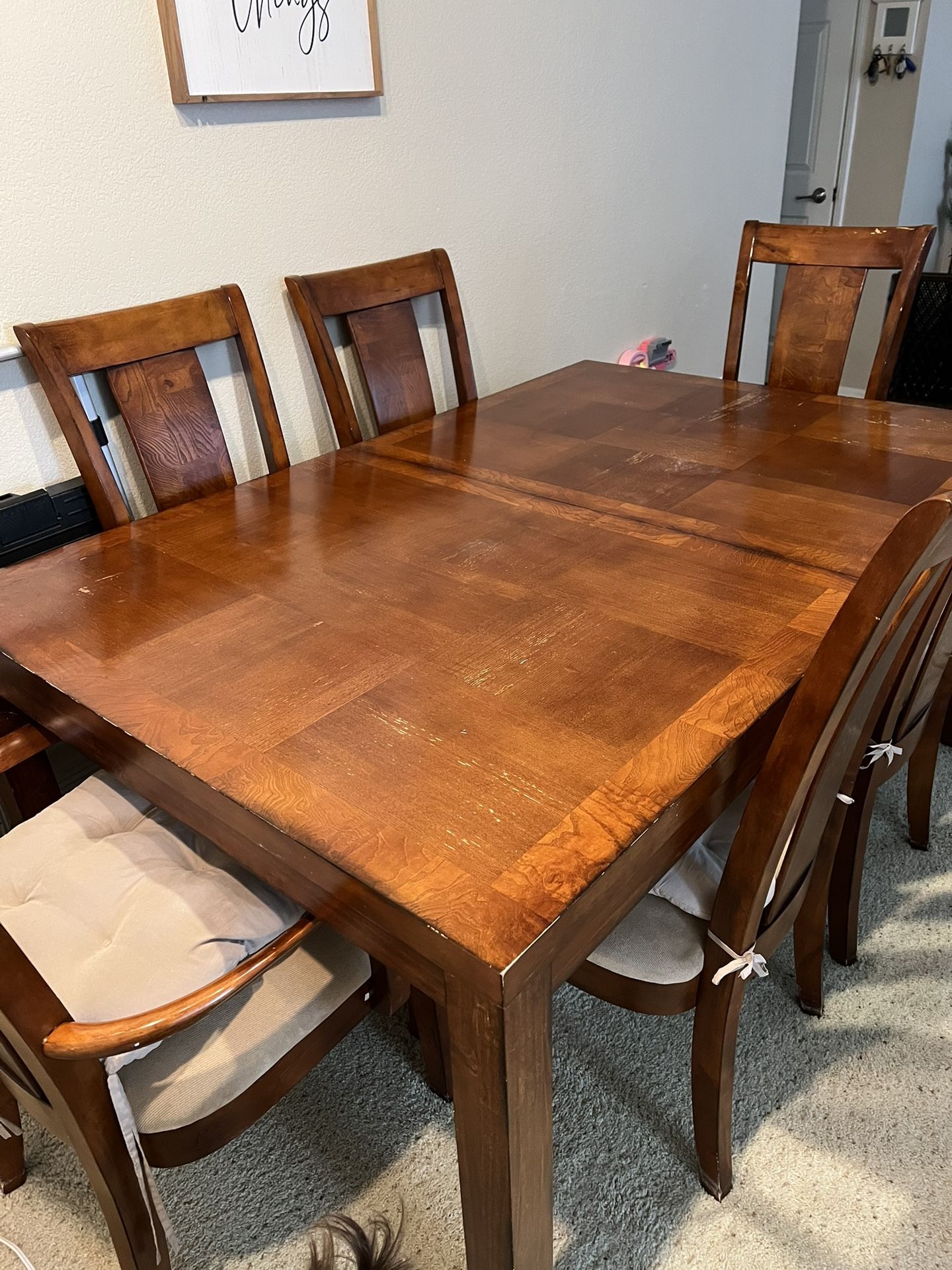 6 Dining Table And Chairs 