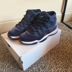 Jordan 11 Velvet Blue Sz 9W