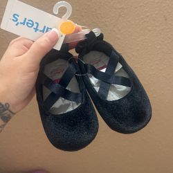 Baby Shoes Size 4 9-12 Months Old