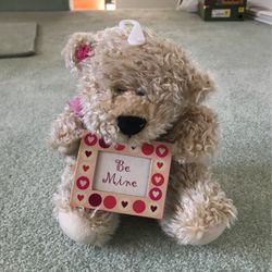 8.5” Commonwealth Be Mine Bear