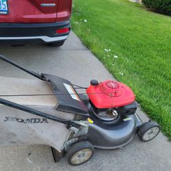 Honda Lawn Mower With Bag 