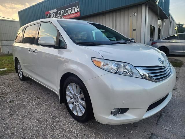 2013 Toyota Sienna