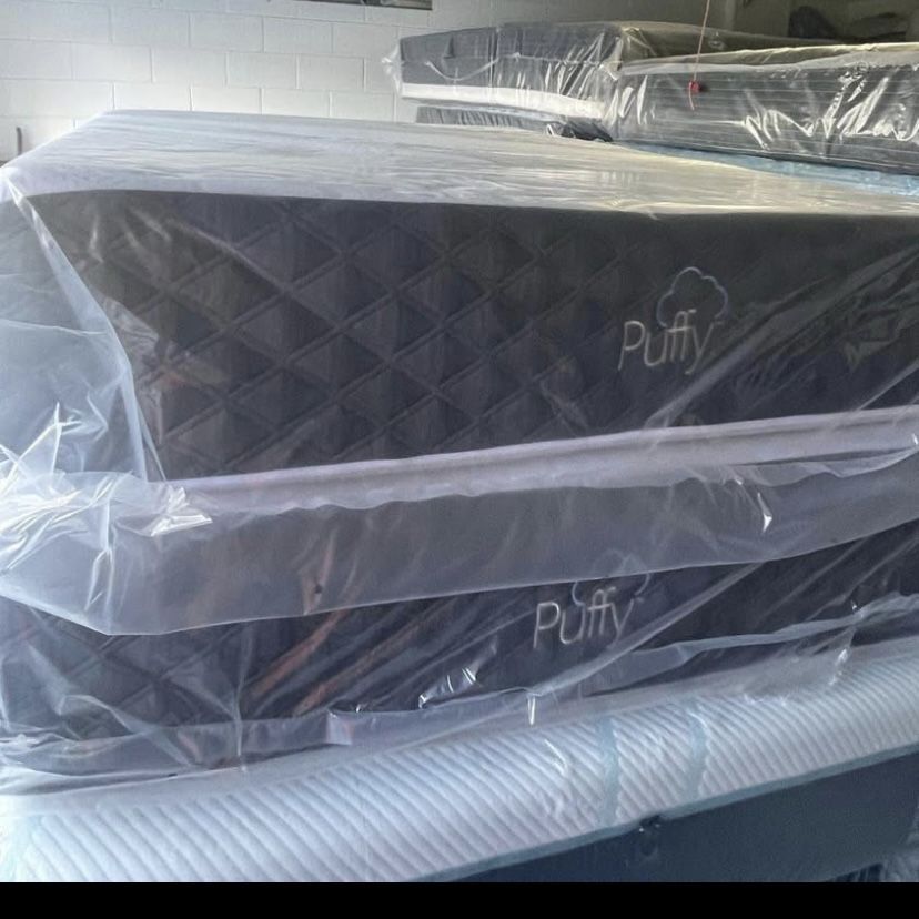 Queen Size Mattress Memory Foam Puffy Of 12” Inches Thick Firm New From Factory Wrapped in Plastic Same Day Delivery 🚚