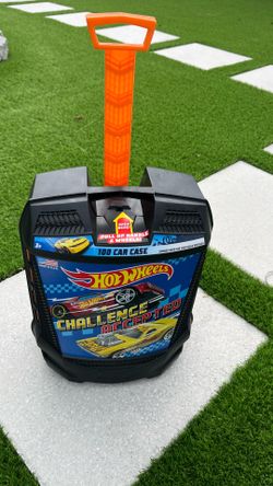 Hot Wheels 100-Car, Rolling Storage Case with Retractable Handle