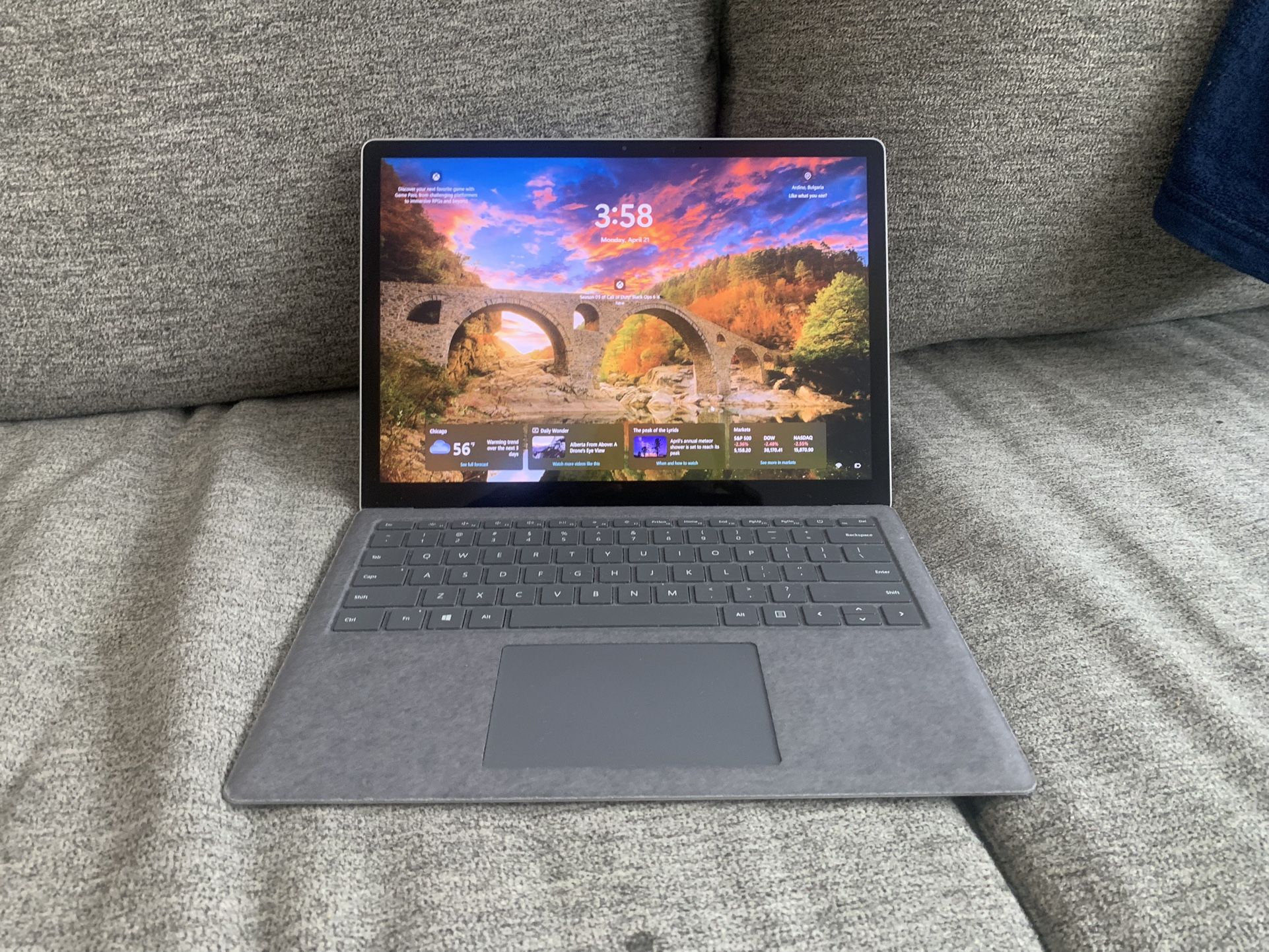 【美品】Surface Laptop 3 13.5 i5/8GB/128GB Amazon.com: Microsoft Surface Laptop 3 – 13.5